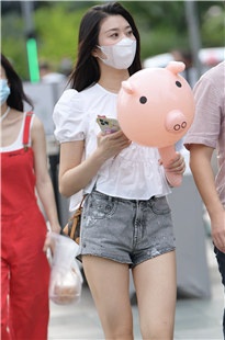 热裤，玉腿女生3A5767[1.77G]