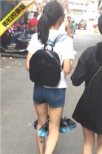 买奶茶的翘臀街拍热裤美眉[234M/MOV]