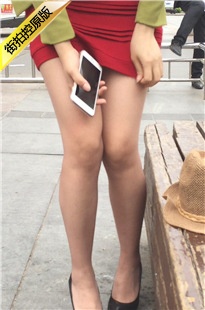 【醉爱作品】极品街拍肉丝黑高MT[564M/MOV]