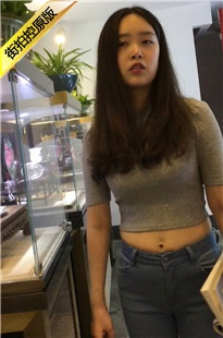 一牛仔一短裙美眉，两个都是我的菜[1.15G/MOV]