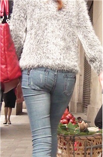 夹得很紧的紧牛小MM[706M/M2TS]