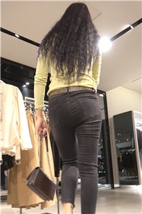 4K-有味道的紧牛女子JS081[3.2G]