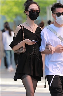 长腿黑丝女朋友3A3073[363M]