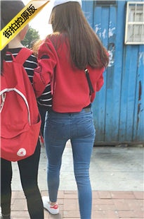 青春靓丽牛仔裤翘臀美眉[229M/MOV]