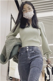 商场黑牛仔长发眼镜妹JS390[864M]