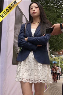 4K-气质白色连衣裙长腿街拍高跟美女DJ256[1.04G]