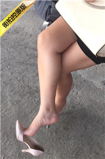 【醉爱作品】高跟MM挑鞋，技术一流[430M/MOV]