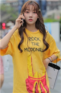 俏皮可爱的女孩儿3A2623[243M]