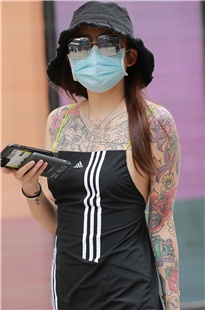 个性长腿美女3A2613[478M]