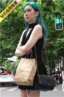 4K-街角偶遇高挑短裙高跟极品美女DJ127[663M]