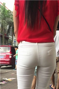 【JACK原创作品】紧身白裤翘臀MM买鞋[514M/MP4]