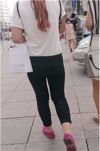 黑色紧身裤MM [127M/MP4]