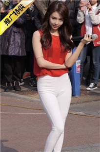 韩国美女街头白裤[274M/ MP4]