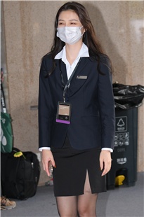 黑色制服美女3A3428[1.42G]