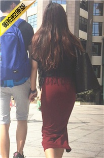 酒红色长裙包臀美眉韵味十足[229M/MOV]