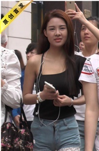 【幽明作品】超性感牛仔短裤美女，好迷人[MP4/2.8GB]