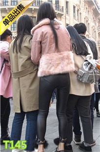 4K-街拍紧身皮裤翘臀眼镜美眉第二季T145[1.35G]