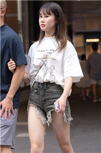 喜欢夏天的感觉~热裤女友3A2016[1.34G]