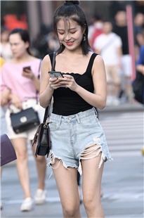 热裤小妹3A1129[716M]