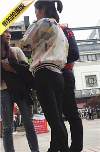 黑色紧身裤翘臀MM[514M/MOV]