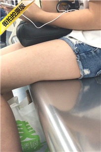 地铁蓝色牛仔极品白腿热裤MM[830M/MOV]