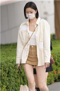 有点冷落的美腿3A5200[1.31G]