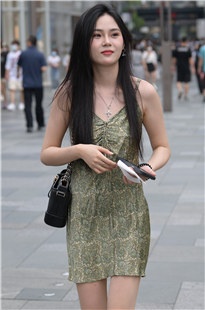 白皙美腿女孩3A5694[2.13G]