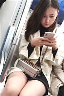 丝腿街拍美女[269M]