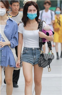 牛仔热裤YY小姐姐MJ2212[1.93G]