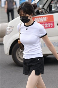 白皙肉腿3A4271[1.83G]