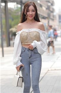 品紧牛美眉 青春靓丽 不负最美青春MJ1678[1.54G]