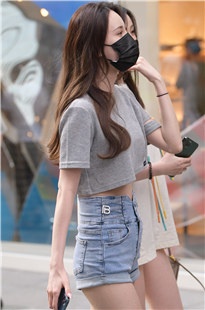 纤细美腿热裤女孩3A5500[3.48G]