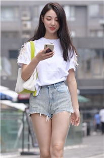 蓝色牛仔热裤美女MJ2793