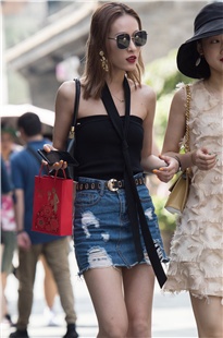 打招呼的小姐姐3A569[530M]