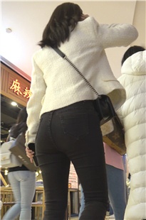 饱满圆润黑牛仔喇叭裤妹子JS287[2.57G]