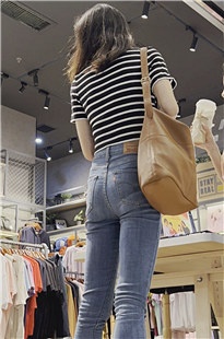 性感包屯骆驼趾往前顶JS383[3.1G]