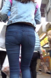 长牛仔裤紧臀美人儿，PG紧紧的[157M/MTS]