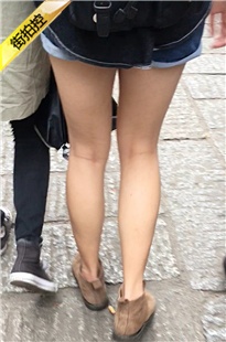 街拍热裤MTMM [158M/MOV]