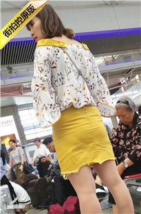 4K-白色碎花上衣黄色短裙肉丝MM [822M/MP4]