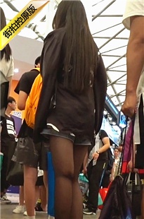 4K-2017CJ名门场内黑丝美女[649M/MP4]