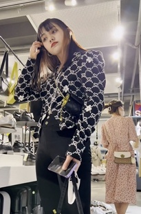 黑色紧牛小姐姐好美KL105[584M]