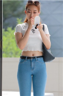 蓝色牛仔裤小妹MJ2051[4.1G]