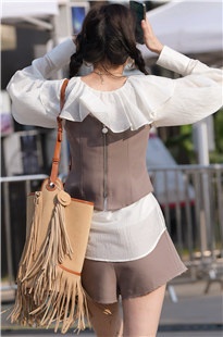 美腿美女3A4501[1.76G]