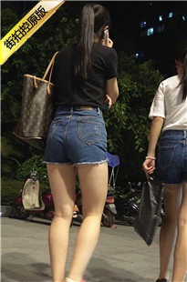 细腰大PG牛仔热裤美女[339M/MP4]