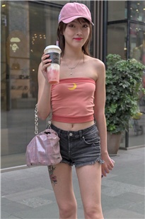 抹胸热裤长腿小姐姐3A745[846M]