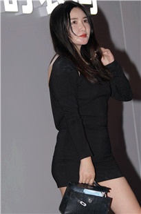 性感的裙装穿搭3A7815[2.11G]