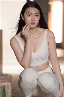 浅黄瑜伽裤美女MJ2182