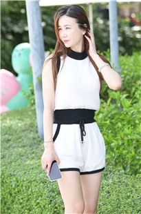 慵懒甜美可爱的少fu3A7124[1.31G]