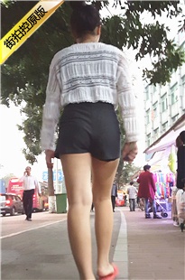 短裤MM走得很快[204M/MP4]