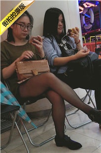 4K-黑丝黑高四眼妹[1.04G/MP4]